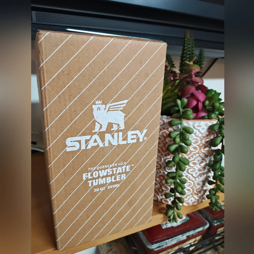 Stanley Pink Tumbler with Cartoon Design - Picture 7 of 7